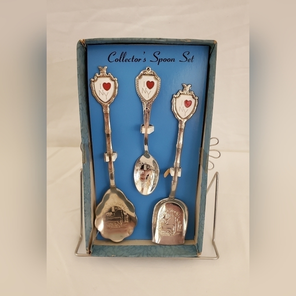 I ❤️ NY Collectible Spoon Set - Picture 5 of 5